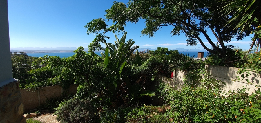 4 Bedroom Property for Sale in Mossel Bay Central Western Cape